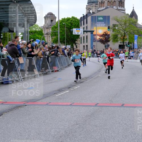 25.04.2026 - Das Zehntel Tim E. http://msf.ph/oto/9574325 25.04.2026 10:50:11 Ziel 5036, 5391, 6000, 6059, 6066, 6119, 6141, 6410, 6510, 6525, 6533, 6555, 7393, 7501, 7582, 7951 meine-sportfotos.de