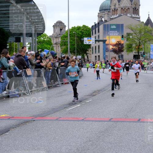 25.04.2026 - Das Zehntel Tim E. http://msf.ph/oto/9574331 25.04.2026 10:50:11 Ziel 5036, 5391, 6000, 6059, 6066, 6119, 6141, 6410, 6510, 6525, 6533, 6555, 7393, 7501, 7582, 7951 meine-sportfotos.de