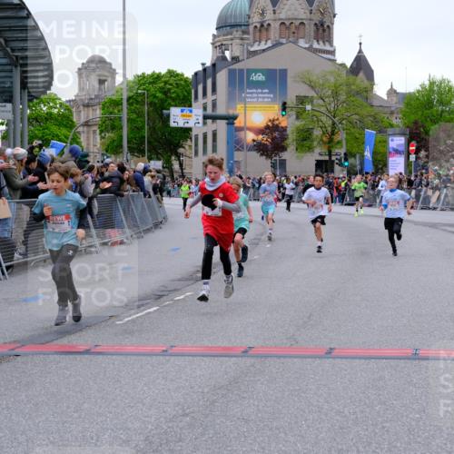 25.04.2026 - Das Zehntel Tim E. http://msf.ph/oto/9574332 25.04.2026 10:50:12 Ziel 5036, 5391, 5482, 6000, 6059, 6066, 6119, 6141, 6410, 6510, 6525, 6533, 6555, 7393, 7501, 7582, 7704, 7951 meine-sportfotos.de