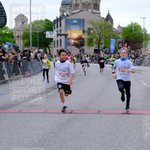 25.04.2026 - Das Zehntel Tim E. http://msf.ph/oto/9574345 25.04.2026 10:50:14 Ziel 5036, 5391, 5482, 6000, 6059, 6066, 6119, 6141, 6410, 6510, 6525, 6533, 6555, 7331, 7393, 7501, 7582, 7704 meine-sportfotos.de