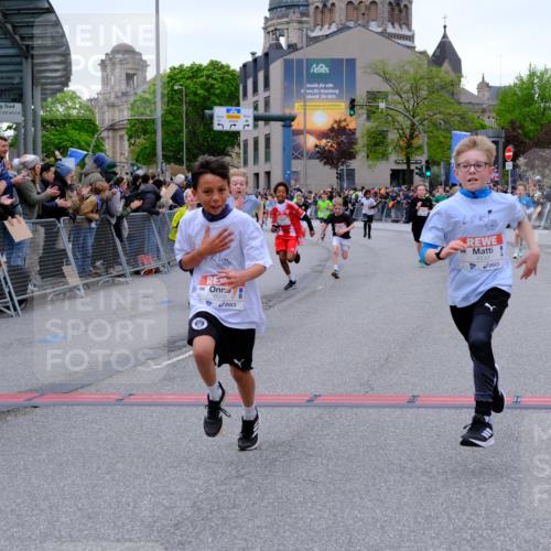 25.04.2026 - Das Zehntel Tim E. http://msf.ph/oto/9574349 25.04.2026 10:50:14 Ziel 5036, 5391, 5482, 6000, 6059, 6066, 6119, 6141, 6410, 6510, 6525, 6533, 6555, 7331, 7393, 7501, 7582, 7704 meine-sportfotos.de