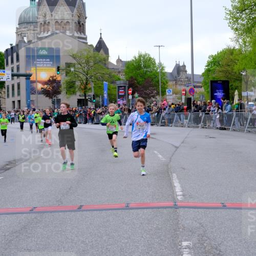 25.04.2026 - Das Zehntel Tim E. http://msf.ph/oto/9574354 25.04.2026 10:50:17 Ziel 5036, 5110, 5287, 5298, 5482, 5736, 6000, 6141, 6410, 6510, 6525, 6533, 6555, 6733, 7331, 7501, 7704, 7928 meine-sportfotos.de