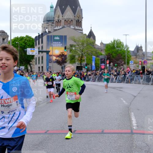 25.04.2026 - Das Zehntel Tim E. http://msf.ph/oto/9574364 25.04.2026 10:50:19 Ziel 5036, 5110, 5287, 5298, 5482, 5736, 6000, 6410, 6510, 6525, 6533, 6555, 6717, 6733, 7331, 7704, 7928 meine-sportfotos.de