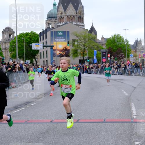 25.04.2026 - Das Zehntel Tim E. http://msf.ph/oto/9574366 25.04.2026 10:50:19 Ziel 5036, 5110, 5287, 5298, 5482, 5736, 6000, 6410, 6510, 6525, 6533, 6555, 6717, 6733, 7331, 7704, 7928 meine-sportfotos.de