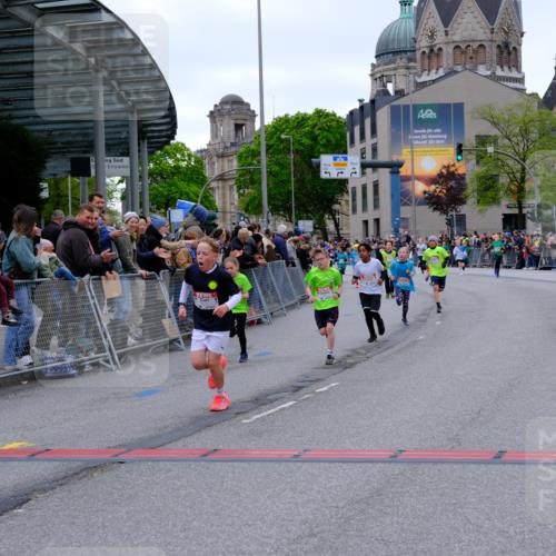 25.04.2026 - Das Zehntel Tim E. http://msf.ph/oto/9574369 25.04.2026 10:50:20 Ziel 5036, 5110, 5287, 5298, 5482, 5736, 6410, 6510, 6525, 6533, 6555, 6717, 6733, 7331, 7704, 7928 meine-sportfotos.de
