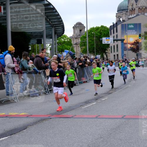 25.04.2026 - Das Zehntel Tim E. http://msf.ph/oto/9574372 25.04.2026 10:50:21 Ziel 5036, 5110, 5287, 5298, 5482, 5736, 6099, 6410, 6525, 6555, 6717, 6733, 7331, 7704, 7928 meine-sportfotos.de