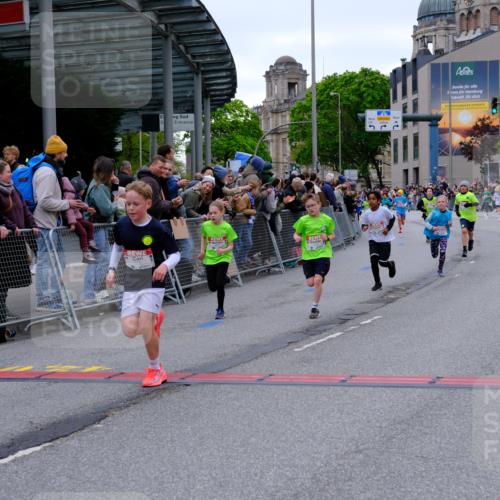 25.04.2026 - Das Zehntel Tim E. http://msf.ph/oto/9574375 25.04.2026 10:50:21 Ziel 5036, 5110, 5287, 5298, 5482, 5736, 6099, 6410, 6525, 6555, 6717, 6733, 7331, 7704, 7928 meine-sportfotos.de
