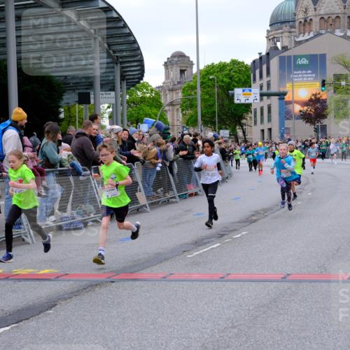 25.04.2026 - Das Zehntel Tim E. http://msf.ph/oto/9574381 25.04.2026 10:50:22 Ziel 5036, 5110, 5287, 5298, 5482, 5736, 6099, 6525, 6555, 6717, 6733, 7331, 7546, 7704, 7928 meine-sportfotos.de