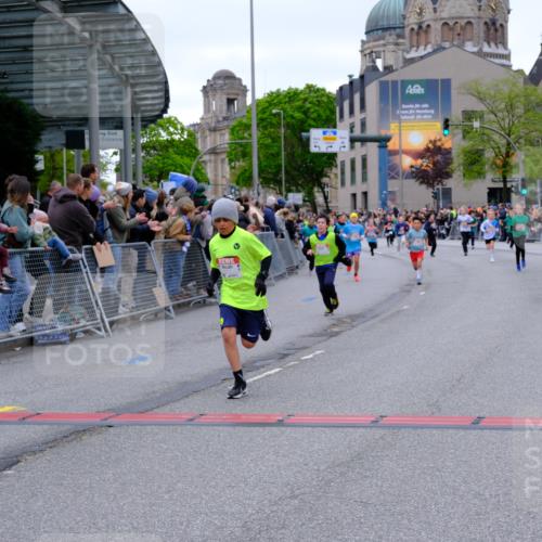 25.04.2026 - Das Zehntel Tim E. http://msf.ph/oto/9574395 25.04.2026 10:50:24 Ziel 5110, 5287, 5298, 5482, 5736, 5811, 5869, 5885, 6099, 6496, 6717, 6733, 6919, 7331, 7546, 7704, 7725, 7928 meine-sportfotos.de