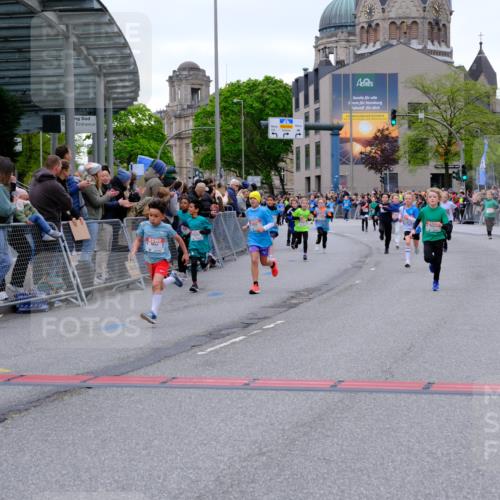 25.04.2026 - Das Zehntel Tim E. http://msf.ph/oto/9574405 25.04.2026 10:50:27 Ziel 5110, 5287, 5298, 5422, 5457, 5458, 5736, 5743, 5811, 5869, 5885, 6099, 6496, 6717, 6733, 6919, 7104, 7198, 7199, 7201, 7391, 7546, 7725, 7928, 7955 meine-sportfotos.de