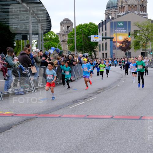 25.04.2026 - Das Zehntel Tim E. http://msf.ph/oto/9574406 25.04.2026 10:50:27 Ziel 5110, 5287, 5298, 5422, 5457, 5458, 5736, 5743, 5811, 5869, 5885, 6099, 6496, 6717, 6733, 6919, 7104, 7198, 7199, 7201, 7391, 7546, 7725, 7928, 7955 meine-sportfotos.de