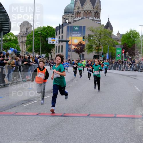 25.04.2026 - Das Zehntel Tim E. http://msf.ph/oto/9574442 25.04.2026 10:50:32 Ziel 5422, 5457, 5458, 5580, 5743, 5811, 5869, 5885, 5924, 6039, 6099, 6496, 6508, 6919, 6993, 7104, 7198, 7199, 7201, 7391, 7546, 7725, 7955, 7968 meine-sportfotos.de