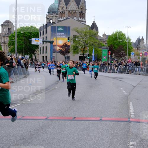 25.04.2026 - Das Zehntel Tim E. http://msf.ph/oto/9574444 25.04.2026 10:50:33 Ziel 5422, 5457, 5458, 5580, 5743, 5811, 5869, 5885, 5924, 6039, 6099, 6496, 6508, 6919, 6993, 7104, 7198, 7199, 7201, 7391, 7546, 7725, 7955, 7968 meine-sportfotos.de