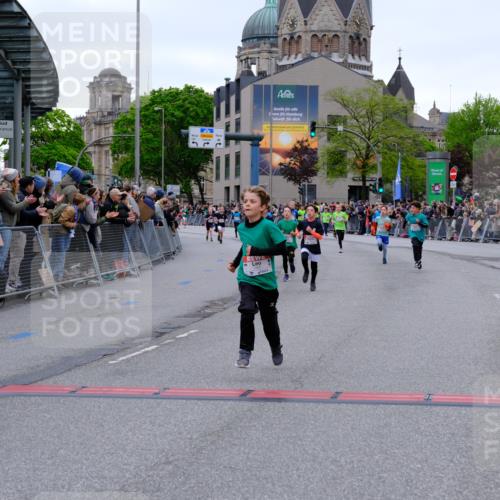 25.04.2026 - Das Zehntel Tim E. http://msf.ph/oto/9574451 25.04.2026 10:50:34 Ziel 5422, 5457, 5458, 5580, 5743, 5811, 5869, 5885, 5924, 6039, 6336, 6496, 6508, 6919, 6993, 7104, 7198, 7199, 7201, 7337, 7391, 7546, 7725, 7955, 7968 meine-sportfotos.de