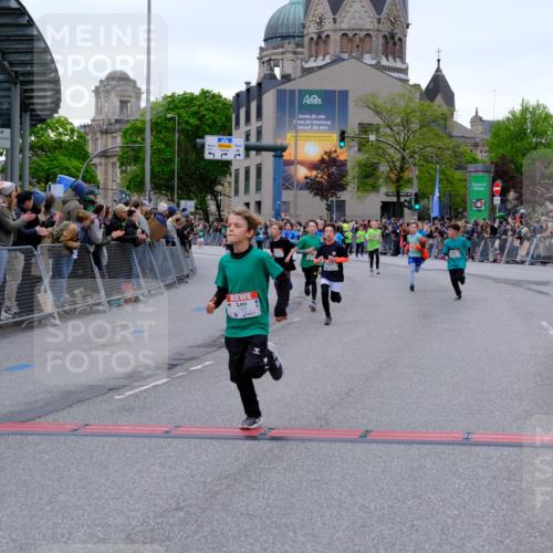 25.04.2026 - Das Zehntel Tim E. http://msf.ph/oto/9574453 25.04.2026 10:50:34 Ziel 5422, 5457, 5458, 5580, 5743, 5811, 5869, 5885, 5924, 6039, 6336, 6496, 6508, 6919, 6993, 7104, 7198, 7199, 7201, 7337, 7391, 7546, 7725, 7955, 7968 meine-sportfotos.de