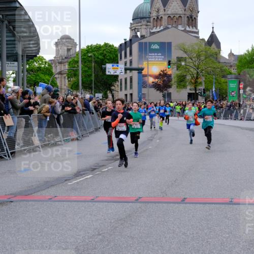 25.04.2026 - Das Zehntel Tim E. http://msf.ph/oto/9574460 25.04.2026 10:50:35 Ziel 5422, 5457, 5458, 5580, 5743, 5752, 5811, 5869, 5885, 5924, 6039, 6336, 6343, 6353, 6496, 6508, 6919, 6993, 7104, 7198, 7199, 7201, 7337, 7391, 7725, 7955, 7968 meine-sportfotos.de