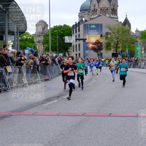 25.04.2026 - Das Zehntel Tim E. http://msf.ph/oto/9574461 25.04.2026 10:50:35 Ziel 5422, 5457, 5458, 5580, 5743, 5752, 5811, 5869, 5885, 5924, 6039, 6336, 6343, 6353, 6496, 6508, 6919, 6993, 7104, 7198, 7199, 7201, 7337, 7391, 7725, 7955, 7968 meine-sportfotos.de