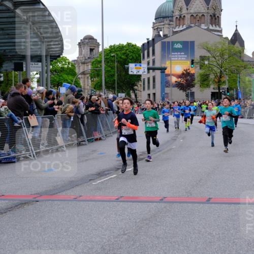25.04.2026 - Das Zehntel Tim E. http://msf.ph/oto/9574463 25.04.2026 10:50:36 Ziel 5422, 5457, 5458, 5580, 5743, 5752, 5811, 5924, 6039, 6336, 6343, 6353, 6508, 6993, 7104, 7198, 7199, 7201, 7337, 7391, 7725, 7955, 7968 meine-sportfotos.de