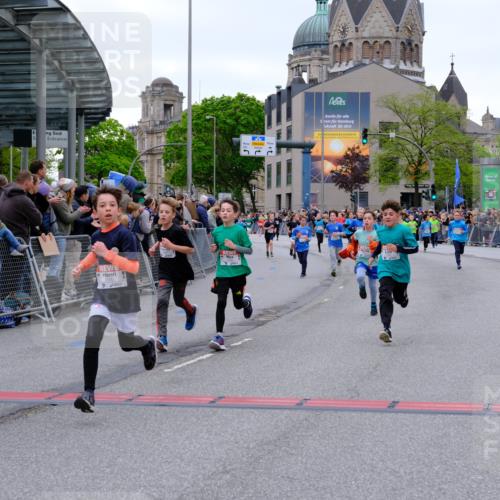 25.04.2026 - Das Zehntel Tim E. http://msf.ph/oto/9574466 25.04.2026 10:50:36 Ziel 5422, 5457, 5458, 5580, 5743, 5752, 5811, 5924, 6039, 6336, 6343, 6353, 6508, 6993, 7104, 7198, 7199, 7201, 7337, 7391, 7725, 7955, 7968 meine-sportfotos.de