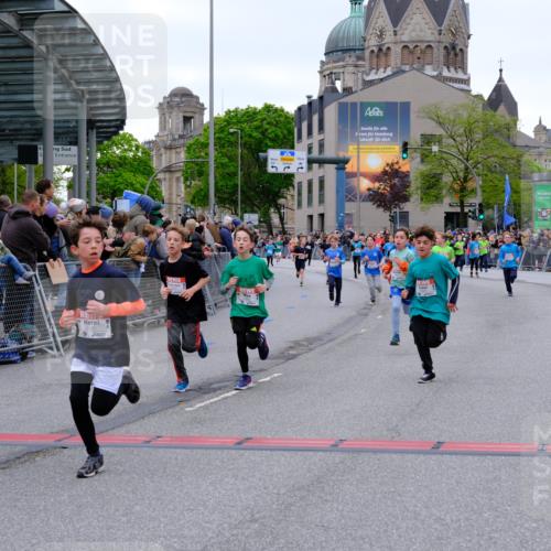 25.04.2026 - Das Zehntel Tim E. http://msf.ph/oto/9574467 25.04.2026 10:50:36 Ziel 5422, 5457, 5458, 5580, 5743, 5752, 5811, 5924, 6039, 6336, 6343, 6353, 6508, 6993, 7104, 7198, 7199, 7201, 7337, 7391, 7725, 7955, 7968 meine-sportfotos.de