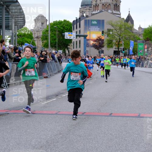 25.04.2026 - Das Zehntel Tim E. http://msf.ph/oto/9574472 25.04.2026 10:50:37 Ziel 5422, 5457, 5458, 5566, 5580, 5743, 5752, 5924, 6039, 6336, 6343, 6353, 6508, 6907, 6910, 6993, 7104, 7198, 7199, 7201, 7337, 7391, 7955, 7968 meine-sportfotos.de