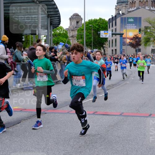 25.04.2026 - Das Zehntel Tim E. http://msf.ph/oto/9574476 25.04.2026 10:50:38 Ziel 5481, 5566, 5572, 5580, 5752, 5924, 6039, 6336, 6343, 6353, 6508, 6907, 6910, 6993, 7198, 7199, 7201, 7337, 7391, 7955, 7968 meine-sportfotos.de
