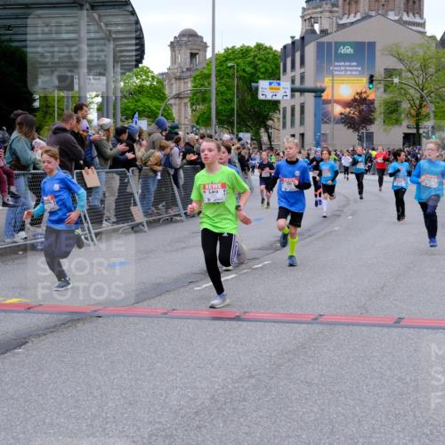 25.04.2026 - Das Zehntel Tim E. http://msf.ph/oto/9574487 25.04.2026 10:50:40 Ziel 5273, 5276, 5281, 5481, 5566, 5572, 5580, 5752, 5834, 5924, 6039, 6151, 6336, 6343, 6353, 6508, 6890, 6907, 6910, 6993, 7337, 7968 meine-sportfotos.de