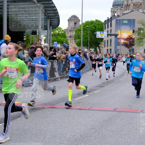 25.04.2026 - Das Zehntel Tim E. http://msf.ph/oto/9574493 25.04.2026 10:50:41 Ziel 5273, 5276, 5281, 5481, 5566, 5572, 5580, 5752, 5834, 5924, 6039, 6151, 6336, 6343, 6353, 6508, 6890, 6907, 6910, 6993, 7337 meine-sportfotos.de