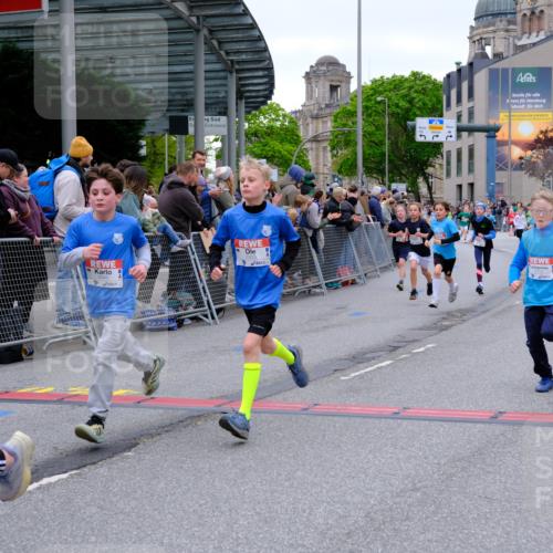 25.04.2026 - Das Zehntel Tim E. http://msf.ph/oto/9574496 25.04.2026 10:50:41 Ziel 5273, 5276, 5281, 5481, 5566, 5572, 5580, 5752, 5834, 5924, 6039, 6151, 6336, 6343, 6353, 6508, 6890, 6907, 6910, 6993, 7337 meine-sportfotos.de