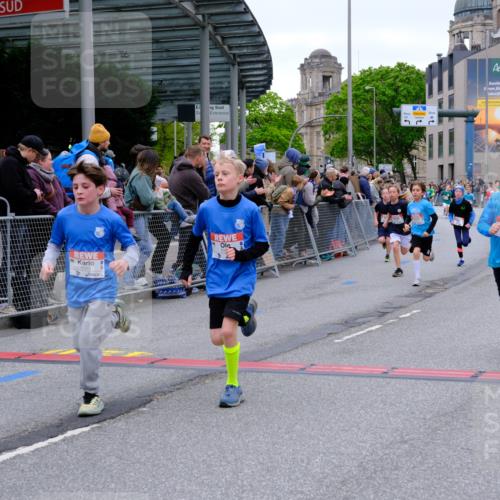 25.04.2026 - Das Zehntel Tim E. http://msf.ph/oto/9574497 25.04.2026 10:50:41 Ziel 5273, 5276, 5281, 5481, 5566, 5572, 5580, 5752, 5834, 5924, 6039, 6151, 6336, 6343, 6353, 6508, 6890, 6907, 6910, 6993, 7337 meine-sportfotos.de