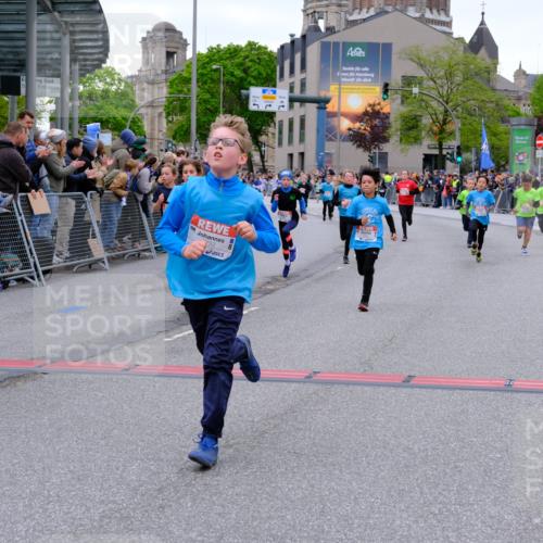 25.04.2026 - Das Zehntel Tim E. http://msf.ph/oto/9574500 25.04.2026 10:50:42 Ziel 5273, 5276, 5281, 5481, 5566, 5572, 5580, 5728, 5752, 5834, 5924, 6039, 6151, 6336, 6343, 6353, 6508, 6890, 6907, 6910, 6993, 7337 meine-sportfotos.de