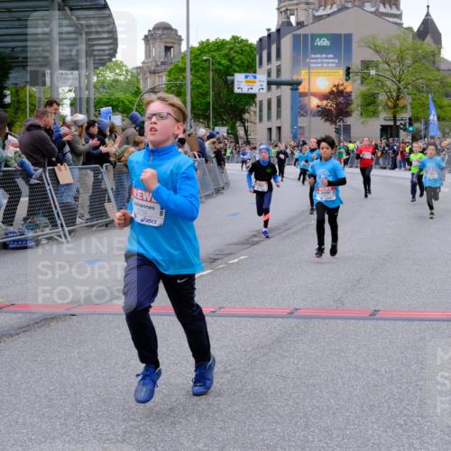 25.04.2026 - Das Zehntel Tim E. http://msf.ph/oto/9574502 25.04.2026 10:50:42 Ziel 5273, 5276, 5281, 5481, 5566, 5572, 5580, 5728, 5752, 5834, 5924, 6039, 6151, 6336, 6343, 6353, 6508, 6890, 6907, 6910, 6993, 7337 meine-sportfotos.de