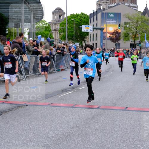 25.04.2026 - Das Zehntel Tim E. http://msf.ph/oto/9574508 25.04.2026 10:50:43 Ziel 5273, 5276, 5281, 5481, 5566, 5572, 5728, 5752, 5834, 5924, 6039, 6151, 6336, 6343, 6353, 6508, 6890, 6907, 6910, 6993, 7337 meine-sportfotos.de