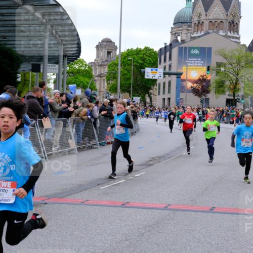 25.04.2026 - Das Zehntel Tim E. http://msf.ph/oto/9574513 25.04.2026 10:50:44 Ziel 5273, 5276, 5281, 5481, 5566, 5572, 5728, 5752, 5834, 6039, 6151, 6336, 6343, 6353, 6890, 6907, 6910, 7337 meine-sportfotos.de
