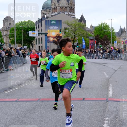 25.04.2026 - Das Zehntel Tim E. http://msf.ph/oto/9574519 25.04.2026 10:50:45 Ziel 5273, 5276, 5281, 5481, 5566, 5572, 5728, 5752, 5834, 6151, 6336, 6343, 6353, 6890, 6907, 6910, 6966, 6967, 7337 meine-sportfotos.de