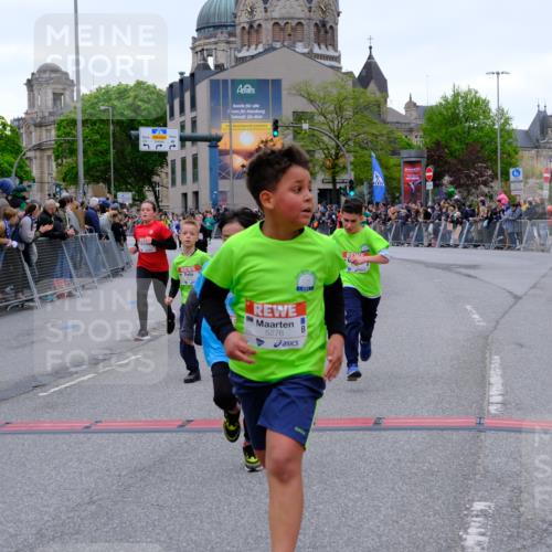 25.04.2026 - Das Zehntel Tim E. http://msf.ph/oto/9574520 25.04.2026 10:50:45 Ziel 5273, 5276, 5281, 5481, 5566, 5572, 5728, 5752, 5834, 6151, 6336, 6343, 6353, 6890, 6907, 6910, 6966, 6967, 7337 meine-sportfotos.de