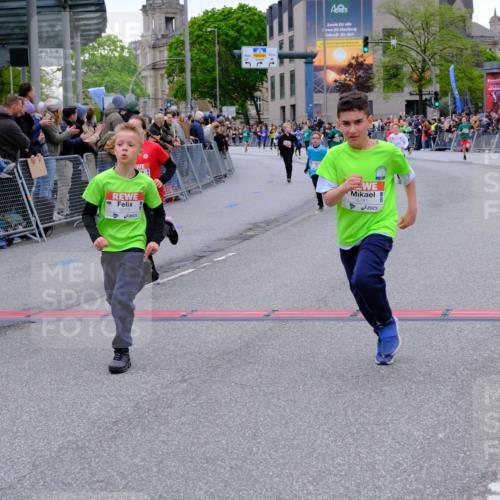 25.04.2026 - Das Zehntel Tim E. http://msf.ph/oto/9574522 25.04.2026 10:50:46 Ziel 5273, 5276, 5281, 5481, 5566, 5572, 5728, 5752, 5834, 6151, 6336, 6343, 6353, 6890, 6907, 6910, 6966, 6967, 7337 meine-sportfotos.de