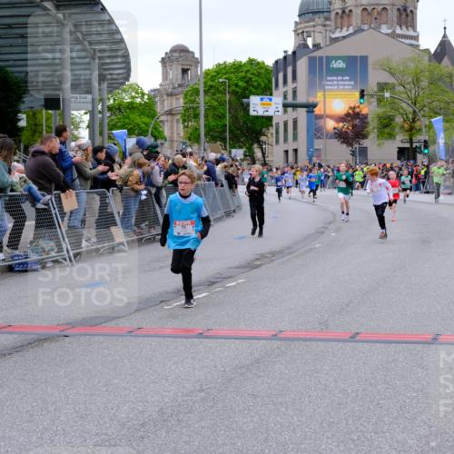 25.04.2026 - Das Zehntel Tim E. http://msf.ph/oto/9574530 25.04.2026 10:50:48 Ziel 5273, 5276, 5281, 5481, 5566, 5572, 5728, 5834, 6040, 6052, 6117, 6151, 6890, 6907, 6910, 6966, 6967, 7935, 7953 meine-sportfotos.de