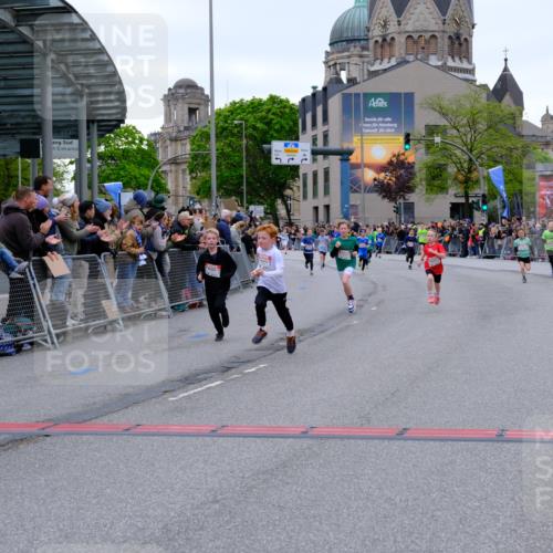 25.04.2026 - Das Zehntel Tim E. http://msf.ph/oto/9574536 25.04.2026 10:50:50 Ziel 5273, 5276, 5281, 5414, 5435, 5481, 5572, 5728, 5834, 6040, 6052, 6117, 6151, 6890, 6966, 6967, 7325, 7935, 7953 meine-sportfotos.de