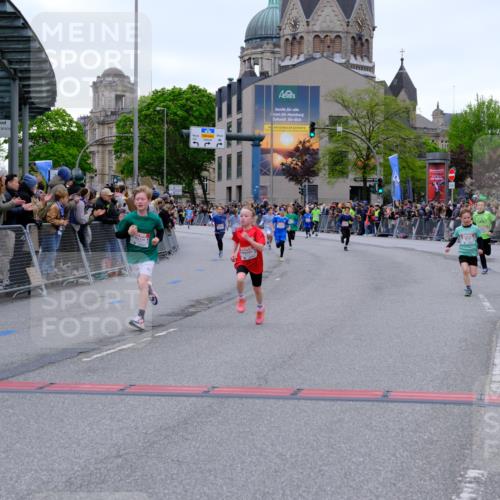 25.04.2026 - Das Zehntel Tim E. http://msf.ph/oto/9574543 25.04.2026 10:50:52 Ziel 5273, 5414, 5435, 5728, 6040, 6052, 6117, 6151, 6531, 6966, 6967, 7145, 7325, 7935, 7953 meine-sportfotos.de