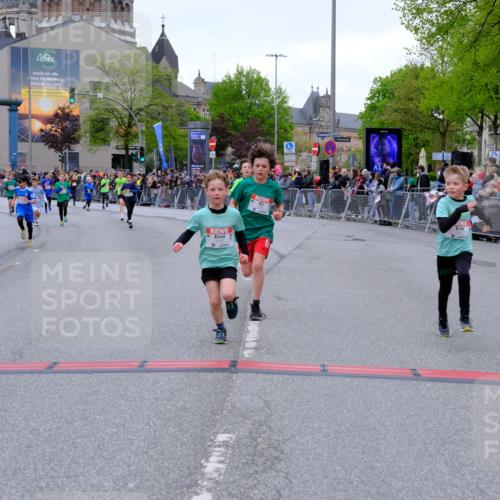 25.04.2026 - Das Zehntel Tim E. http://msf.ph/oto/9574549 25.04.2026 10:50:53 Ziel 5414, 5435, 5728, 6040, 6052, 6117, 6208, 6425, 6531, 6966, 6967, 7145, 7325, 7935, 7953 meine-sportfotos.de