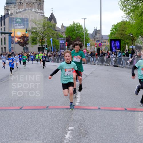 25.04.2026 - Das Zehntel Tim E. http://msf.ph/oto/9574551 25.04.2026 10:50:53 Ziel 5414, 5435, 5728, 6040, 6052, 6117, 6208, 6425, 6531, 6966, 6967, 7145, 7325, 7935, 7953 meine-sportfotos.de