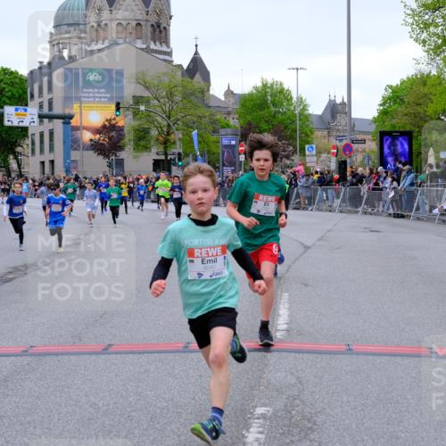 25.04.2026 - Das Zehntel Tim E. http://msf.ph/oto/9574555 25.04.2026 10:50:54 Ziel 5414, 5435, 5728, 6040, 6052, 6117, 6208, 6420, 6425, 6531, 6966, 6967, 7145, 7325, 7935, 7953, 8060, 8061 meine-sportfotos.de