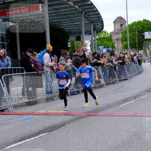 25.04.2026 - Das Zehntel Tim E. http://msf.ph/oto/9574564 25.04.2026 10:50:56 Ziel 5414, 5435, 6040, 6052, 6117, 6208, 6420, 6425, 6531, 6966, 6967, 7145, 7325, 7914, 7935, 7953, 8060, 8061 meine-sportfotos.de
