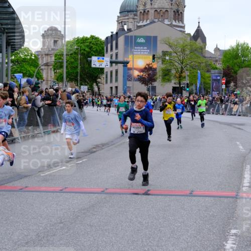 25.04.2026 - Das Zehntel Tim E. http://msf.ph/oto/9574576 25.04.2026 10:50:59 Ziel 5414, 5435, 6040, 6052, 6117, 6208, 6342, 6420, 6425, 6531, 7145, 7154, 7325, 7585, 7914, 7935, 7953, 8060, 8061 meine-sportfotos.de