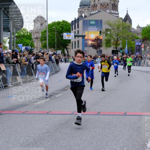 25.04.2026 - Das Zehntel Tim E. http://msf.ph/oto/9574580 25.04.2026 10:50:59 Ziel 5414, 5435, 6040, 6052, 6117, 6208, 6342, 6420, 6425, 6531, 7145, 7154, 7325, 7585, 7914, 7935, 7953, 8060, 8061 meine-sportfotos.de