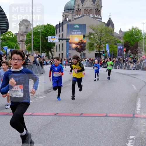 25.04.2026 - Das Zehntel Tim E. http://msf.ph/oto/9574583 25.04.2026 10:51:00 Ziel 5414, 5435, 6208, 6342, 6420, 6425, 6531, 6764, 7145, 7154, 7325, 7585, 7914, 8060, 8061 meine-sportfotos.de