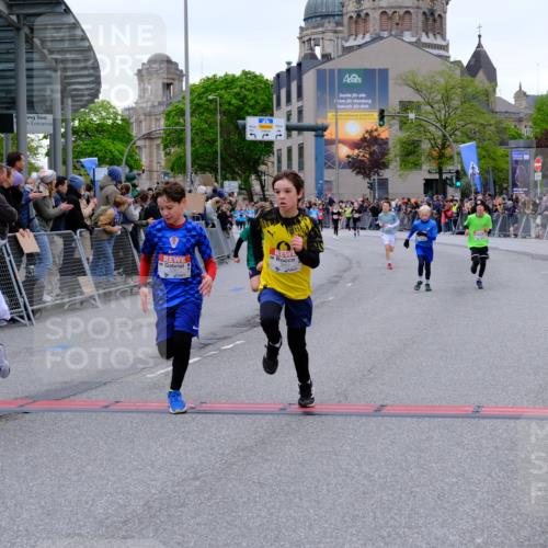 25.04.2026 - Das Zehntel Tim E. http://msf.ph/oto/9574588 25.04.2026 10:51:00 Ziel 5414, 5435, 6208, 6342, 6420, 6425, 6531, 6764, 7145, 7154, 7325, 7585, 7914, 8060, 8061 meine-sportfotos.de