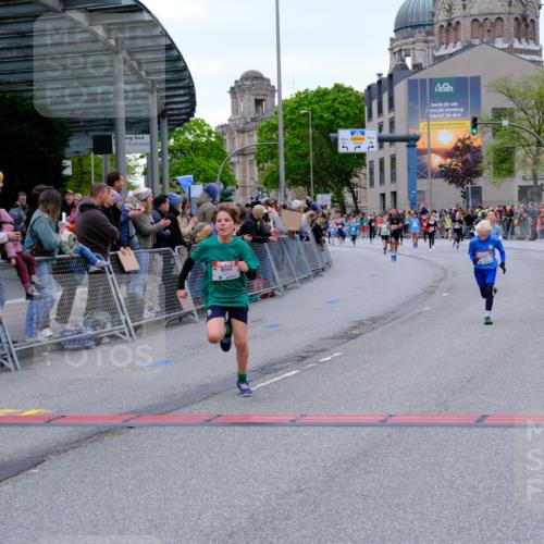 25.04.2026 - Das Zehntel Tim E. http://msf.ph/oto/9574594 25.04.2026 10:51:01 Ziel 5414, 5435, 6208, 6342, 6420, 6425, 6531, 6764, 7145, 7154, 7325, 7585, 7914, 8060, 8061 meine-sportfotos.de