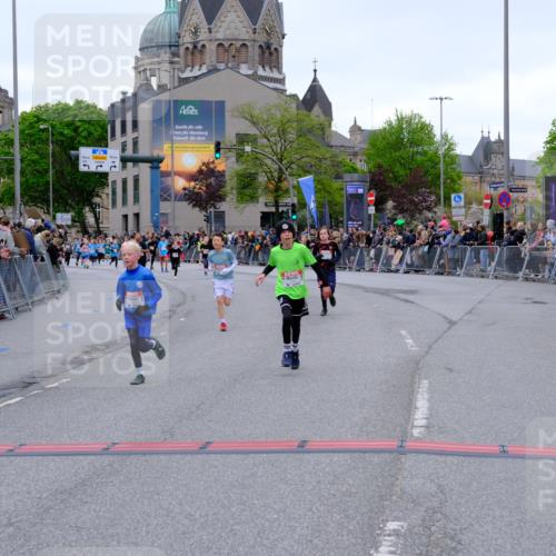 25.04.2026 - Das Zehntel Tim E. http://msf.ph/oto/9574599 25.04.2026 10:51:02 Ziel 5414, 5435, 6208, 6342, 6420, 6425, 6531, 6764, 7145, 7154, 7585, 7914, 8060, 8061 meine-sportfotos.de